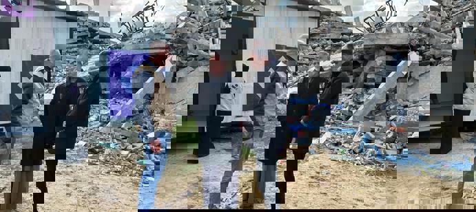 هيومان أبيل أول منظمة إنسانية تبدأ في إدخال البيوت المؤقتة لأهلنا في غزة