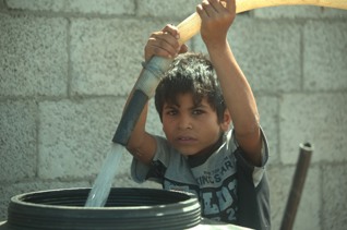 مياه نظيفة لأجل لاجئي الروهينجا