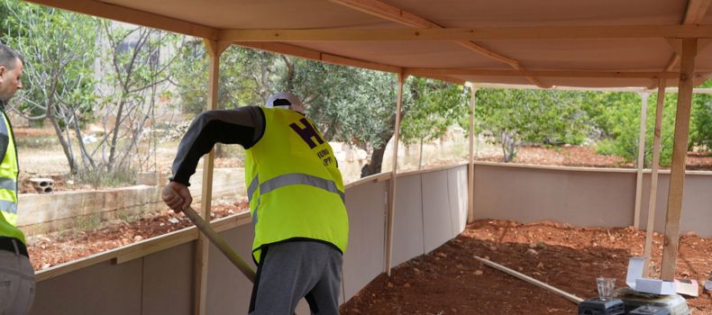 لماذا تعتبر المشاريع المستدامة ضرورية في العمل الإنساني؟