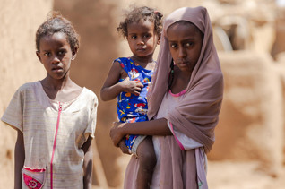 أخرج زكاة الفطر 2026 لأهلنا في السودان