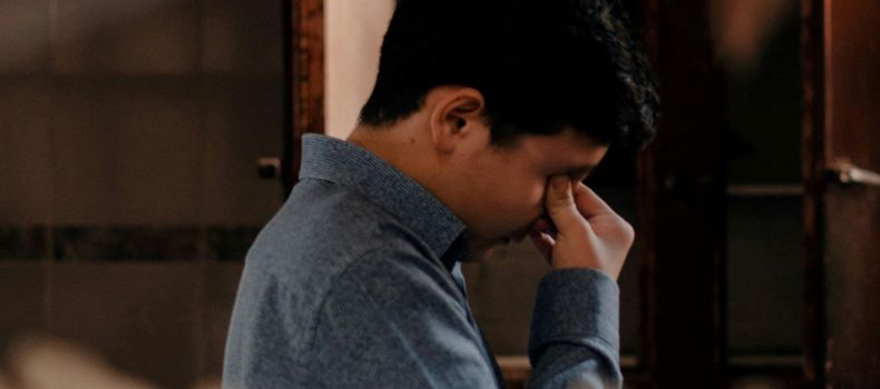 ما هي أسباب الأرق والإرهاق أثناء الصيام؟