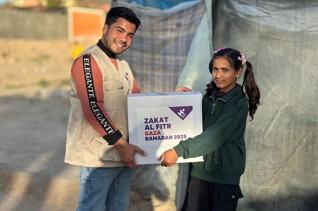 طرود رمضانية لأيتام غزة