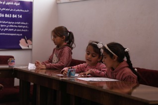 كفالة طلاب مدرسة الزهور في سوريا