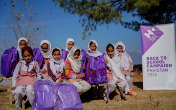  حقائب العودة للمدرسة لأطفالنا الأيتام
