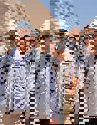 مسؤولون أمميون يزورون بلدة الياسمين لإيواء النازحين في شمال غرب سوريا