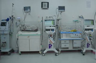 حاضنات الخدج في السودان