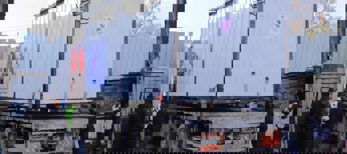 أثناء نقل البيوت