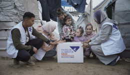 ضاعِف تبرّعك لأجل غزة! تبرع واحد يقدم طردين غذائيين لفترة محدودة