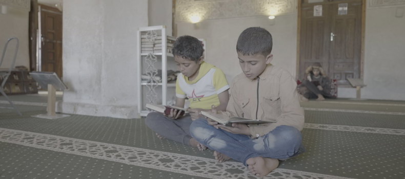 هل توزيع المصاحف صدقة جارية للميت ؟