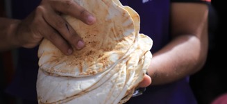 التبرع لسحور الصائمين في اليمن في رمضان