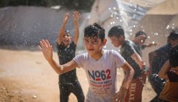 هبة الماء الآمن