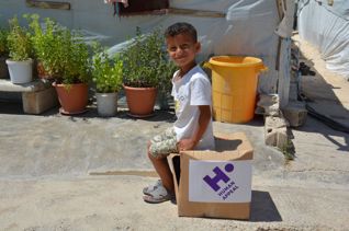 طرود رمضانية لأيتام سوريا