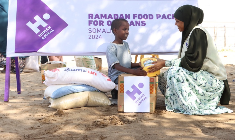 طرود رمضانية لأيتام الصومال