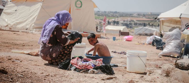 كيف تؤثر حرارة الصيف والجفاف على صحة النازحين؟